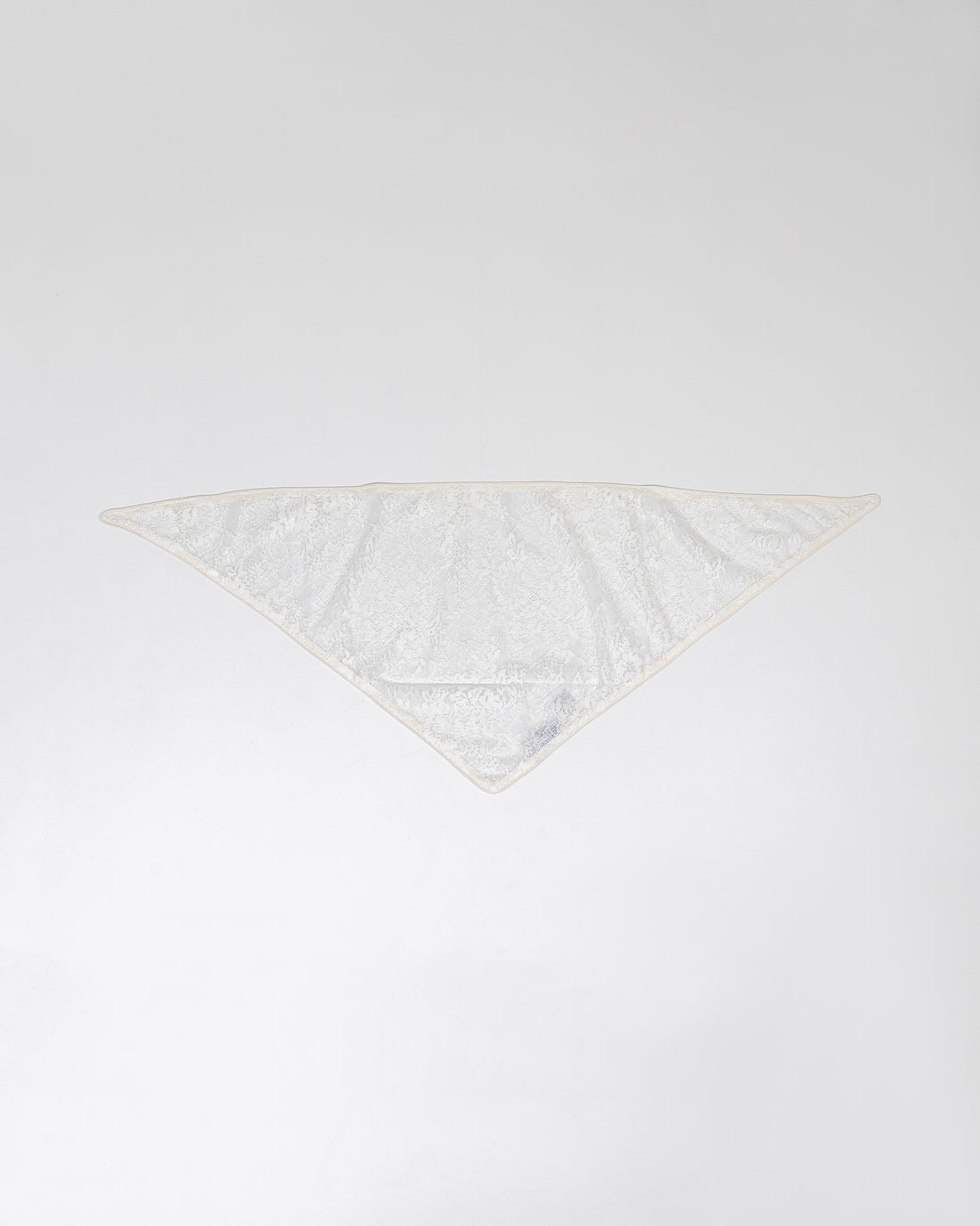 LACE TRIANGLE SCARF - WHITE
