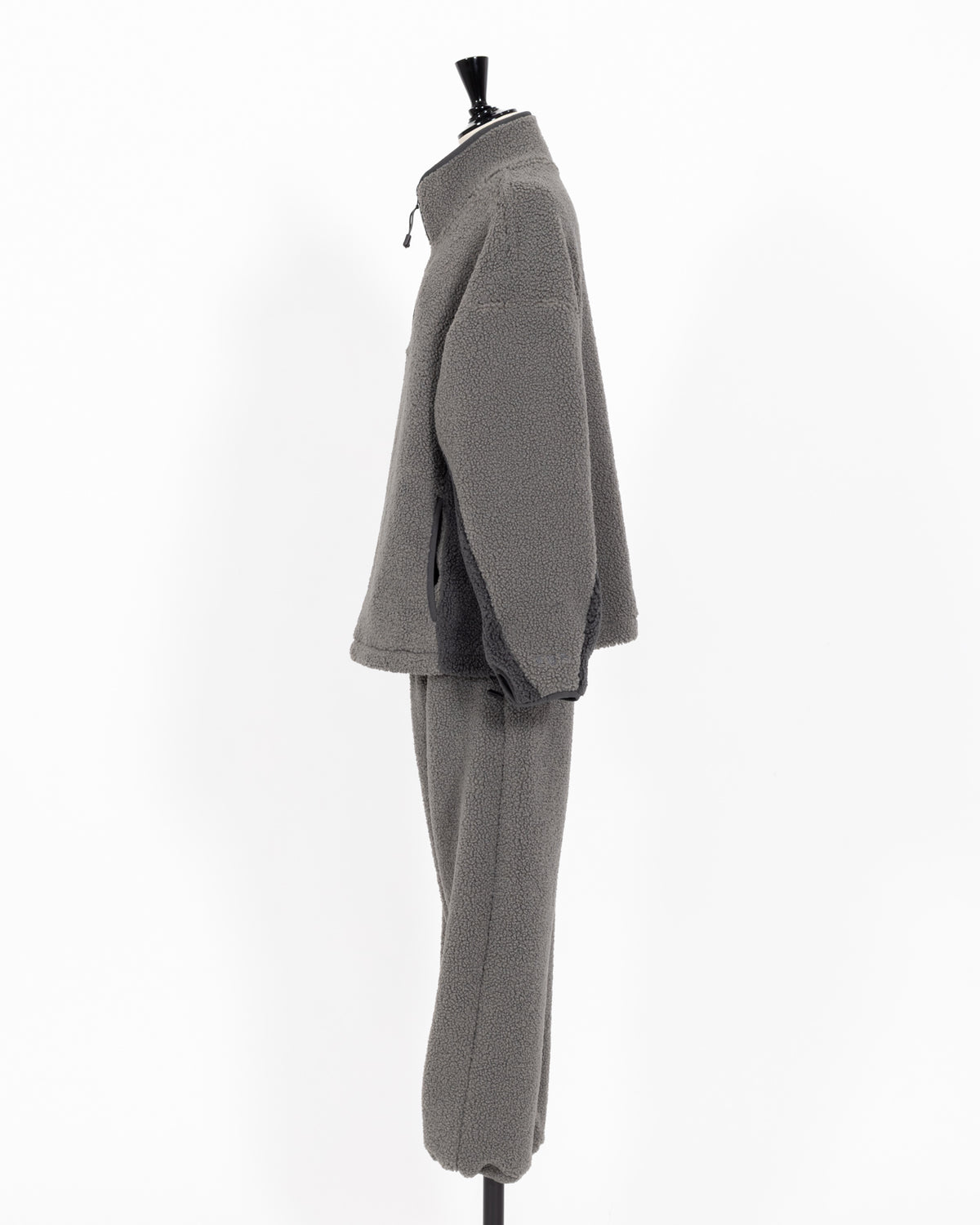 株式会社EUREKA BOTTOMS FLEECE DROST PANT - GRAY