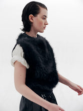 株式会社EUREKA KNIT FUR VEST - BLACK