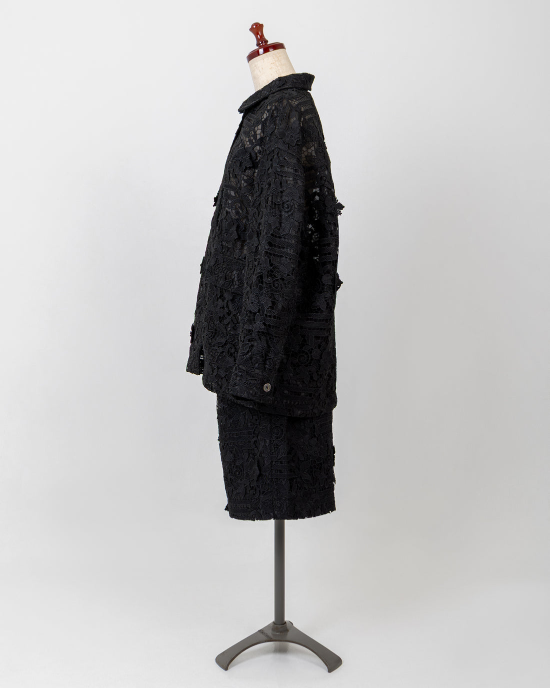 LACE COVERALL - BLACK