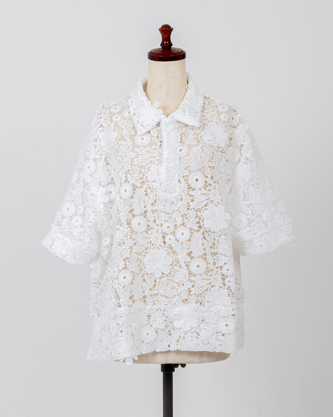 LACE SKIPPER S/S P/O - WHITE