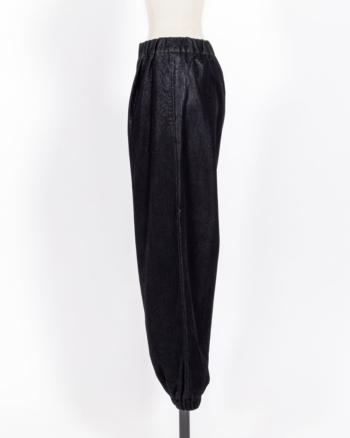 株式会社EUREKA BOTTOMS SUEDE PANT - BLACK